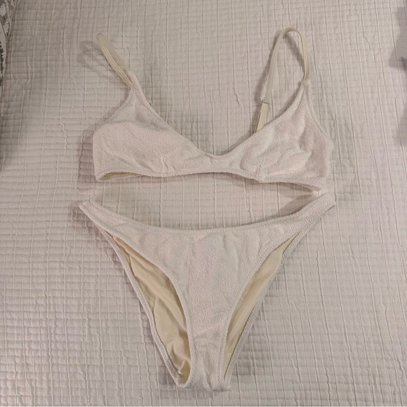 TRIANGL Maia cheeky coconut terry bikini set - Picture 2 of 7